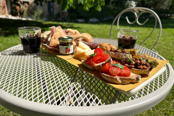 "Aperitif-dinner" on the farm
